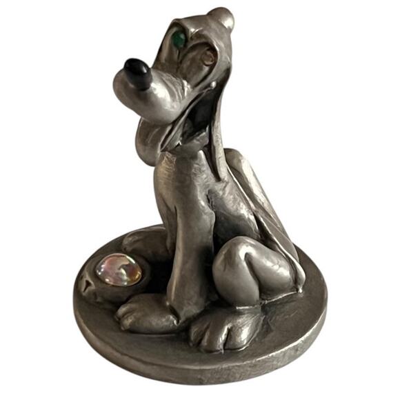 Hudson Pewter Disney #3993 Sitting Pluto Green Eye Crystal Dog Bowl 1.75" - Picture 2 of 7